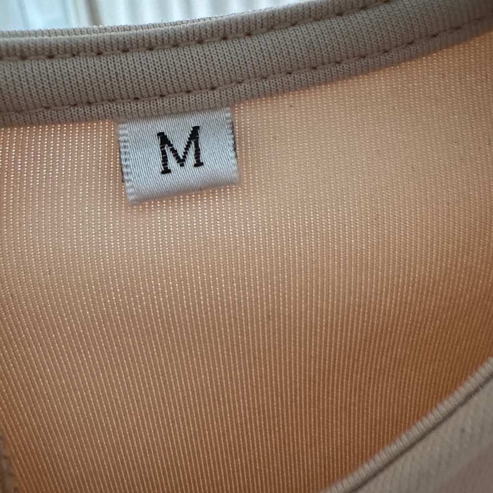 Stretchy cream midi dress - Picture 4 of 5